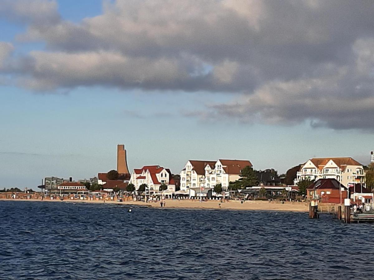 Penthouse Ferienwohnung Auszeit, Gerne Mit Hund, Wlan Inkl. Laboe Buitenkant foto