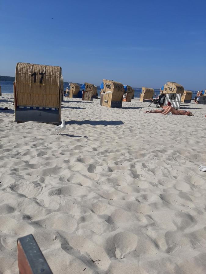Penthouse Ferienwohnung Auszeit, Gerne Mit Hund, Wlan Inkl. Laboe Buitenkant foto